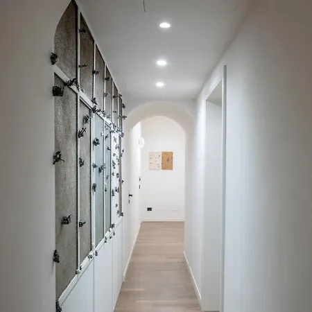 Parisii Bocca Di Leone 88 Bed & Breakfast *