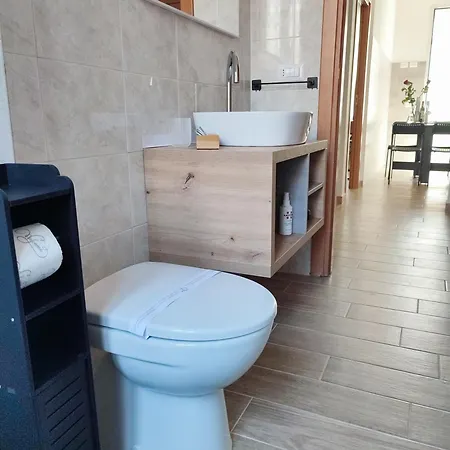 Agli Acquedotti, Con Giardino Privato