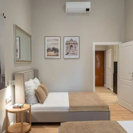 Apartment Center Ii *