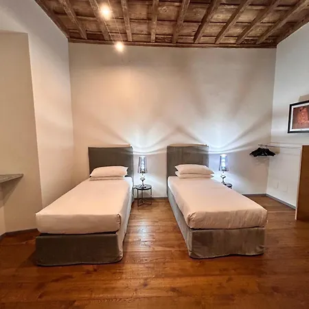 Fontana Di Trevi Luxury Guest house
