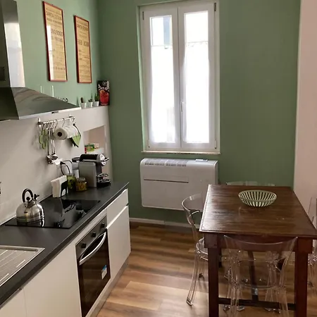 Apartment Casa Mani Campo De Fiori Rom