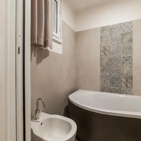 Mm Piramide Apartment Rome