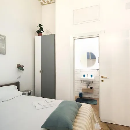 Apartment Vera Suite&apartment - Charming 3 Bedroom - 20min Walk From Colosseum