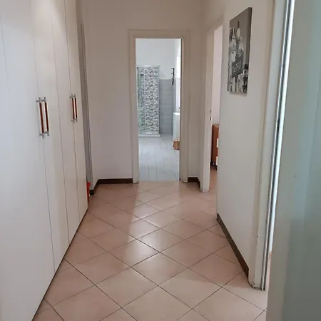 Per 4 In Via Tiburtina, Wi-fi, Metro B E Bus Per Il Centro E La Sapienza Apartment