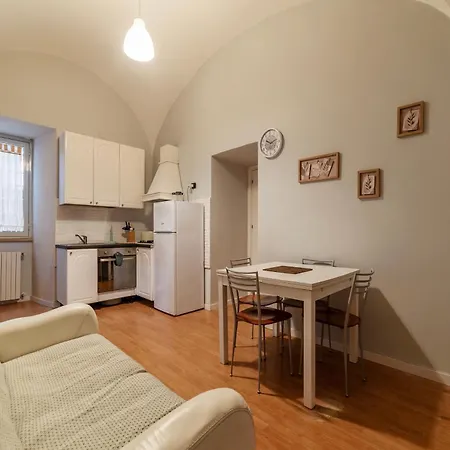 Mm Piramide Apartment