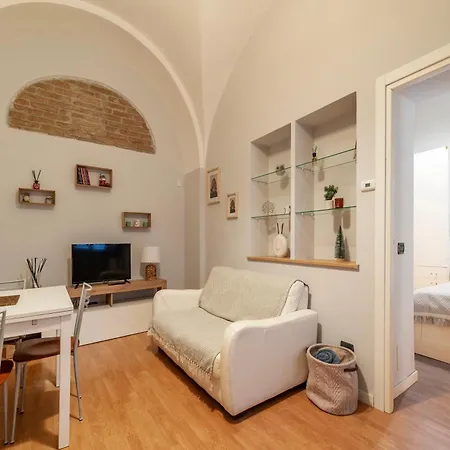 Apartment Mm Piramide Rome