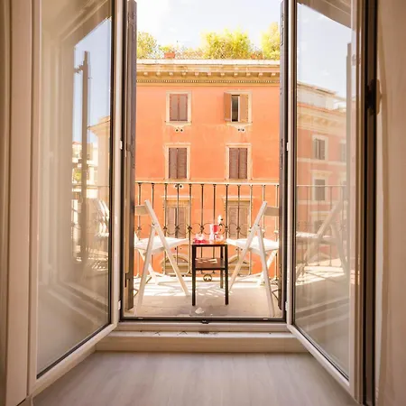 Apartment La Finestra Sui Palazzi Di