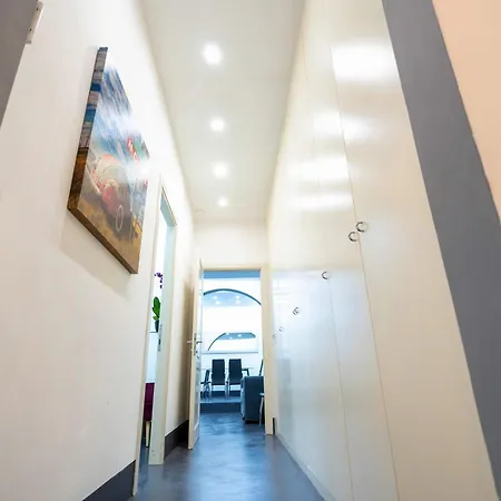 Apartment White Style Gambero Rome