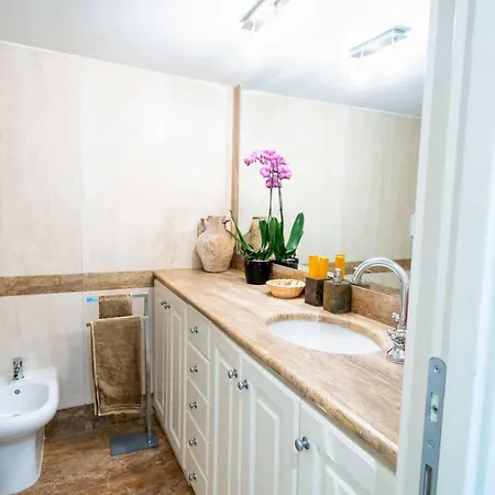 Apartment White Style Gambero Rome