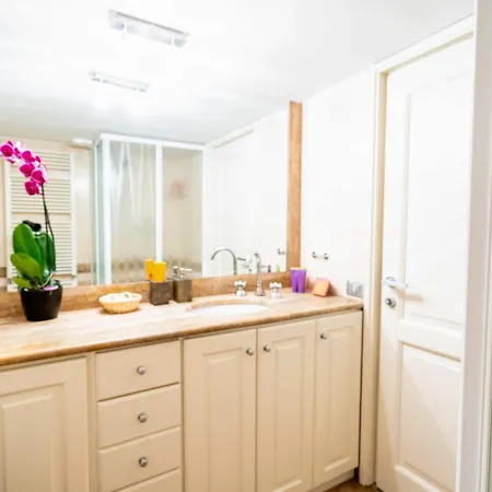 Apartment White Style Gambero *
