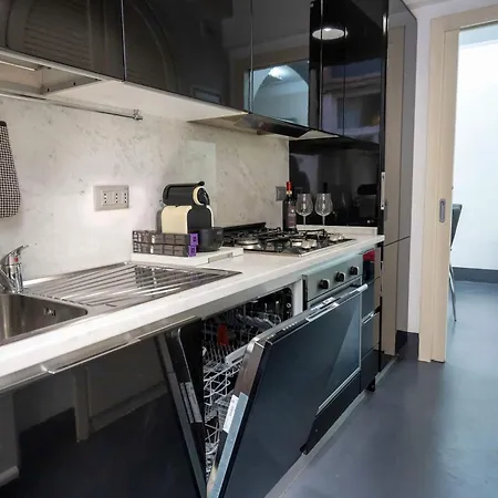 Apartment White Style Gambero Rome