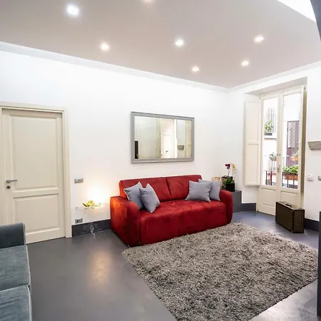 White Style Gambero Apartment