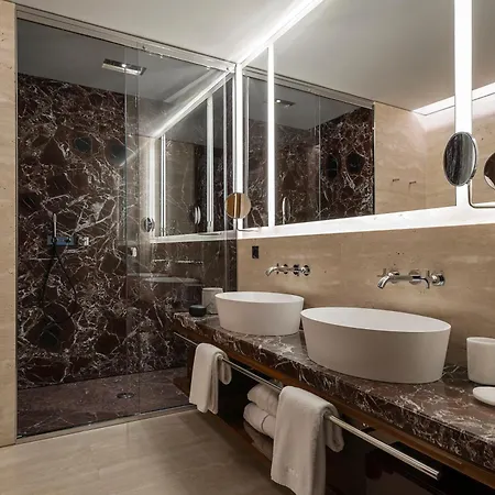 Fendi Private - Small Luxury Of The World 5* Roma