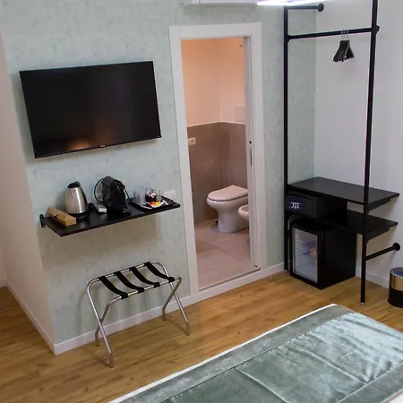 At St. Peter Rooms&apartment Guest house Rome