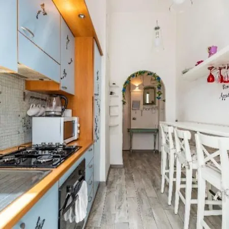 Sweet Apartment *