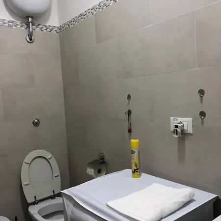Potties House *