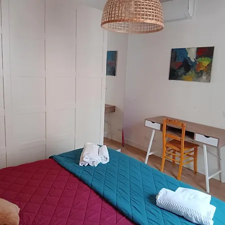 Santa Cecilia Luxury