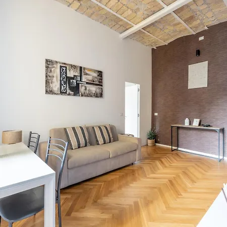 Charming Vatican Apartment *