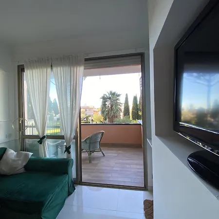 House - Parco Tirreno By Ohana * Рим