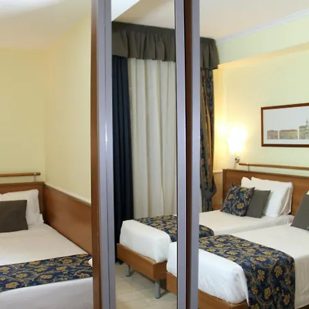 Windrose Hotel