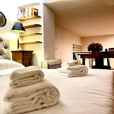 Colosseum Luxury Apartamento Roma