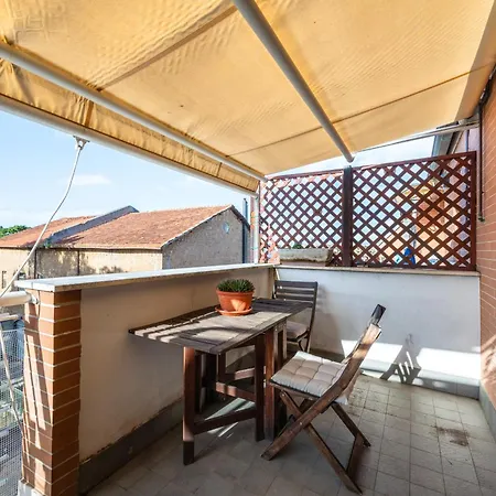 Apartment Around