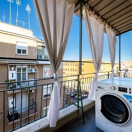 Stylish Air Conditionig Wifi Tv 50 Metro 4 Minutes Away *