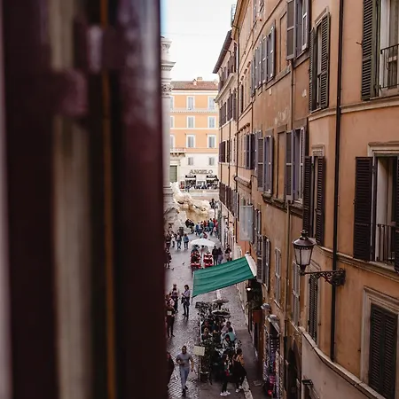 Delfini Trevi House Affittacamere