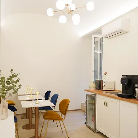 Charm&bella Guest house