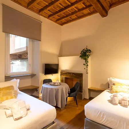 Fontana Di Trevi Luxury Guest house *