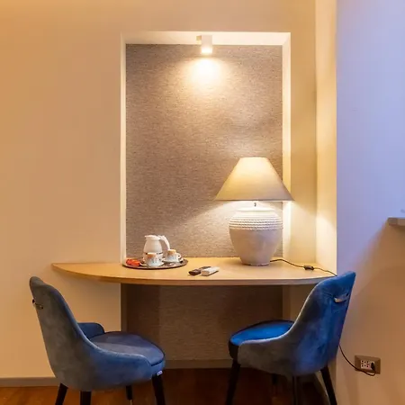Fontana Di Trevi Luxury Guest house *