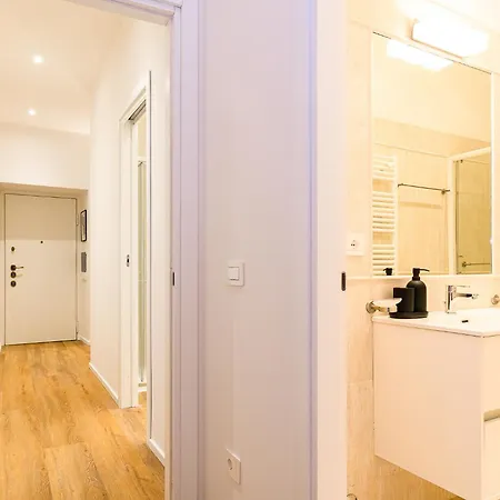 Near Vatican By Ndp Rent Apartment *