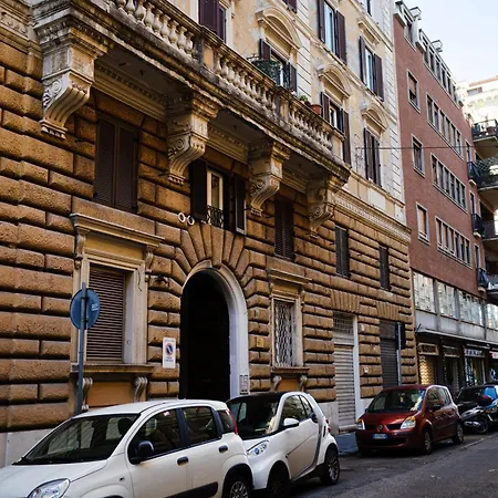 Residenza Lungotevere Dei Mellini * Roma