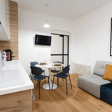 Residenza Lungotevere Dei Mellini Appartamento *