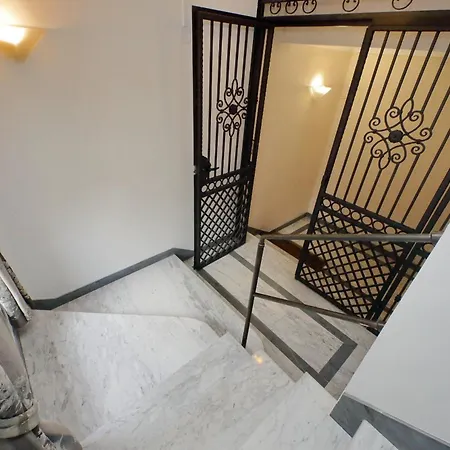 Apartment Treasurerome Spanish Steps Penthouse *