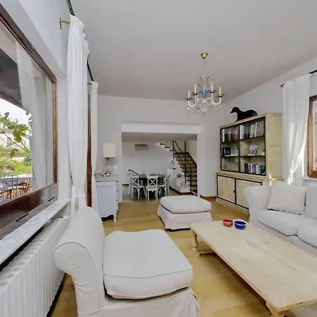 Treasurerome Spanish Steps Penthouse Apartment