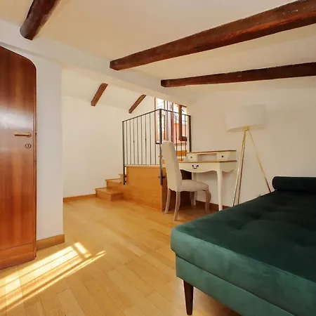 Apartment Treasurerome Spanish Steps Penthouse