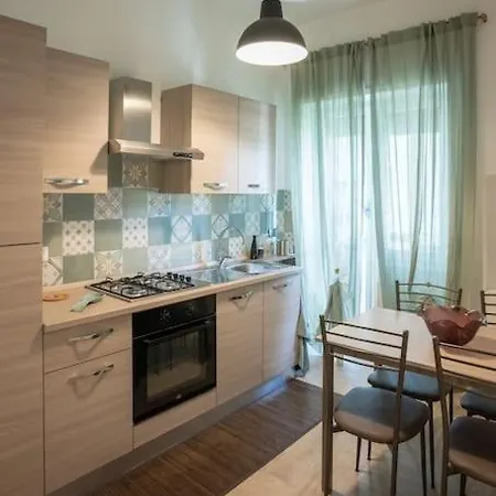 Family House Appartamento *