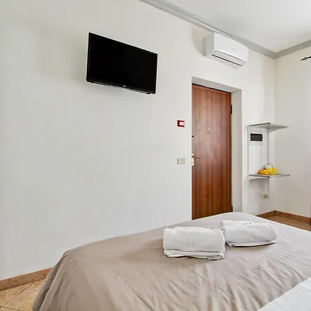 Borgo Dei Centurione * Roma