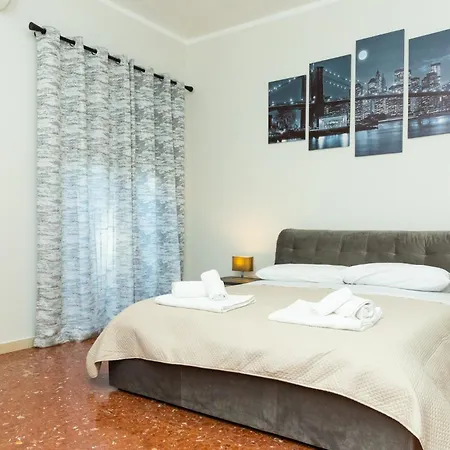 Romesweethome: Tiburtina Rome