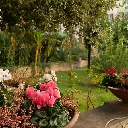 Vera Suite&apartment - Charming 3 Bedroom - 20min Walk From Colosseum Apartment