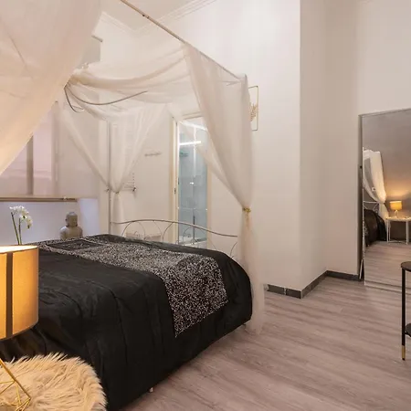 Cairoli 1 House G&b Colisee Holiday home