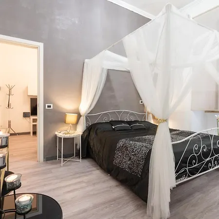 Holiday home Cairoli 1 House G&b Colisee
