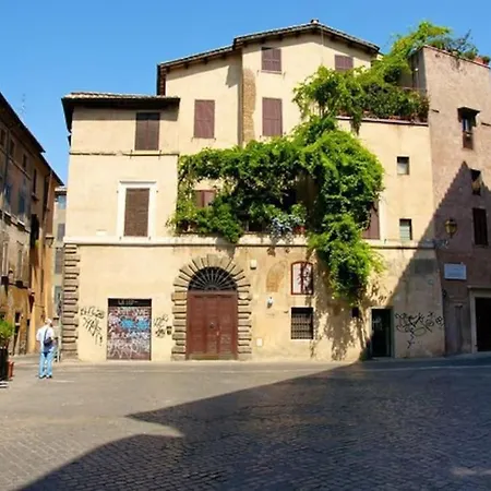 Nesty Margana House Appartamento