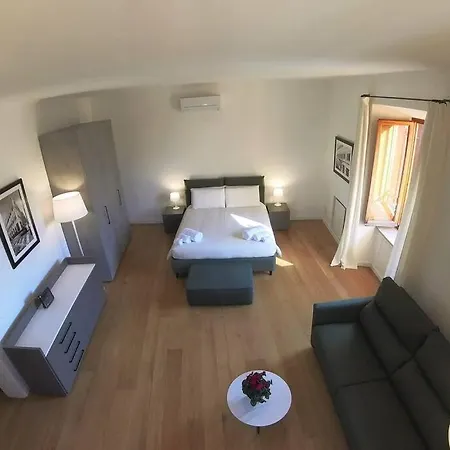 Nesty Margana House Roma