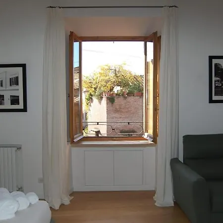 Nesty Margana House * Roma
