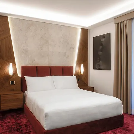 Via Veneto Hotel 5*
