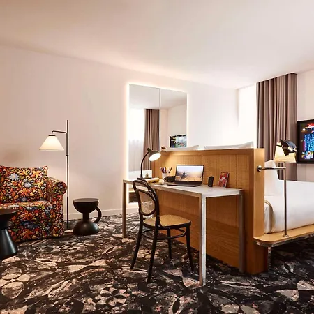 Hotel Mama Shelter 4*