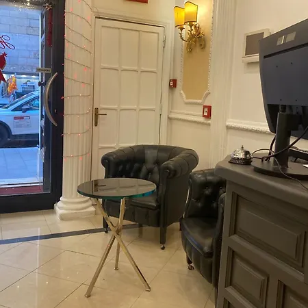 Erdarelli Hotel 3*
