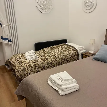 Domus Alfieri Al Colosseo Apartment Rome